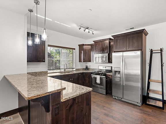 3rd image of 5461 N Luge Ln #2104