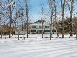 11 Teachers Turn, Simsbury, CT 06070