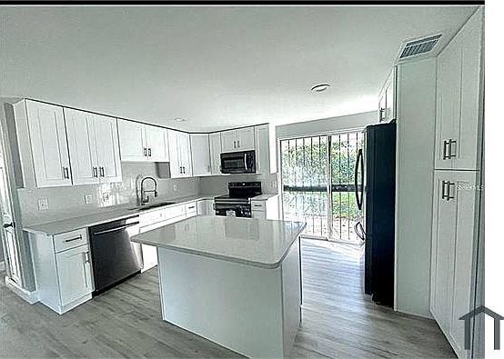 3rd image of 4522 W Gore Ave