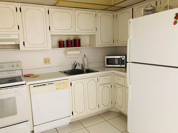 2nd image of 311 Wellington Cir #L-3110