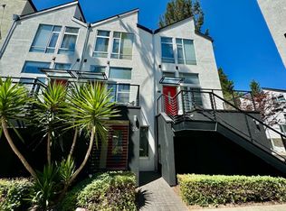 28 Iron Horse Ln, Walnut Creek, CA 94597