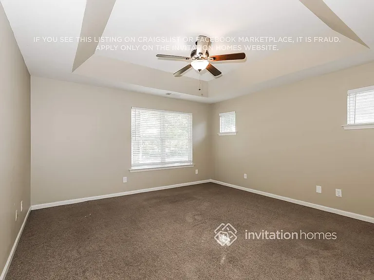 4317 Ben Hill Rd — Photo 9