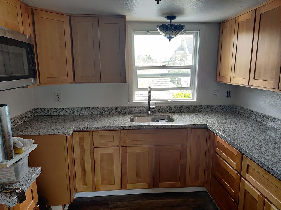 1st image of 1224 N I St #302