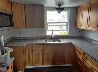 1224 N I St #302, Tacoma, WA 98403