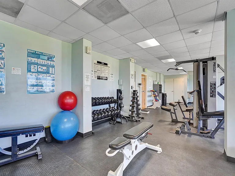 2100 S Ocean Dr #9L — Photo 16