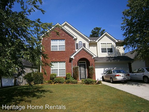 3rd image of 2934 Eureka Cir