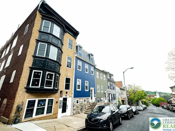 521 Ferry St #Penthouse, Easton, PA 18042