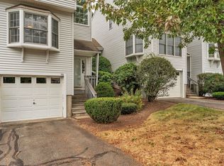 70 Castlegate Dr UNIT 70, Springfield, MA 01129