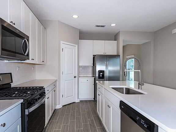 2nd image of 98 Foxfire Dr