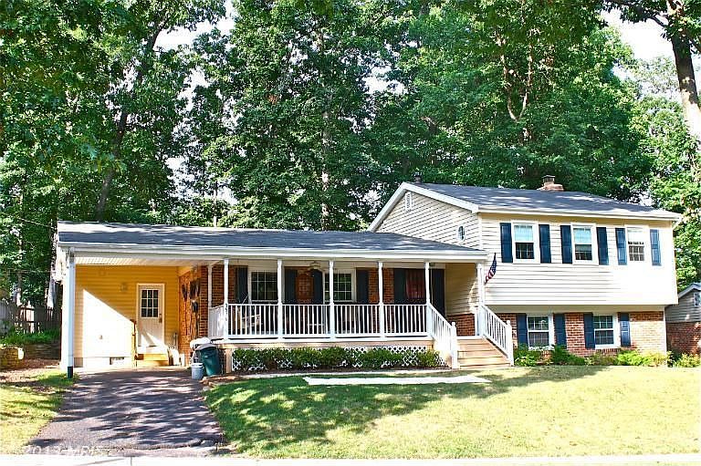 1st image of 3528 Queen Anne Dr