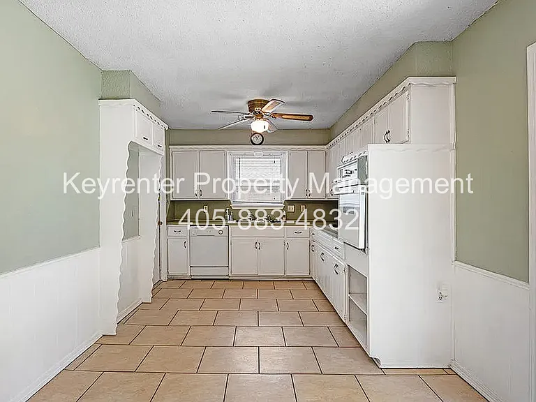 128 Mount Vernon Dr — Photo 7