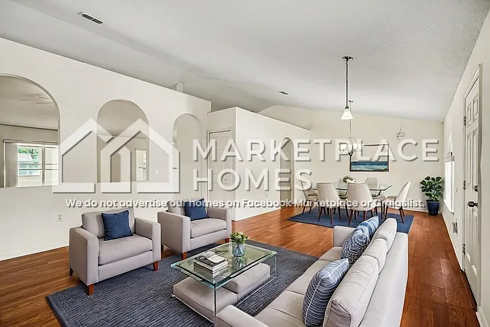 830 Painesville St SE — Photo 3