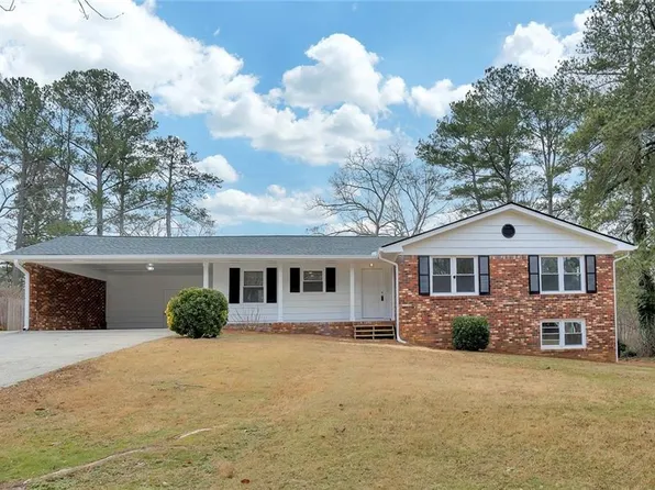 4237 Carlos Ct, Powder Springs, GA 30127