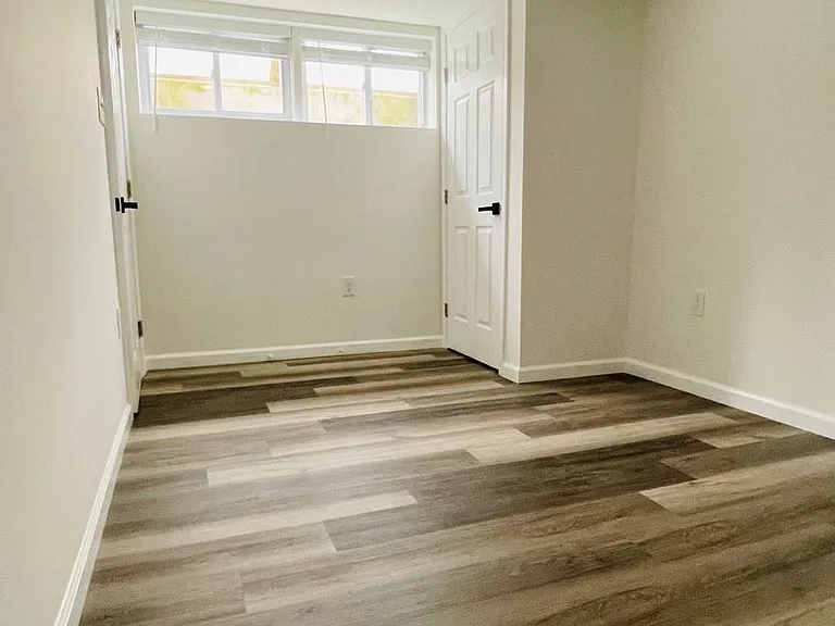 5015 Wilkens Ave — Photo 7