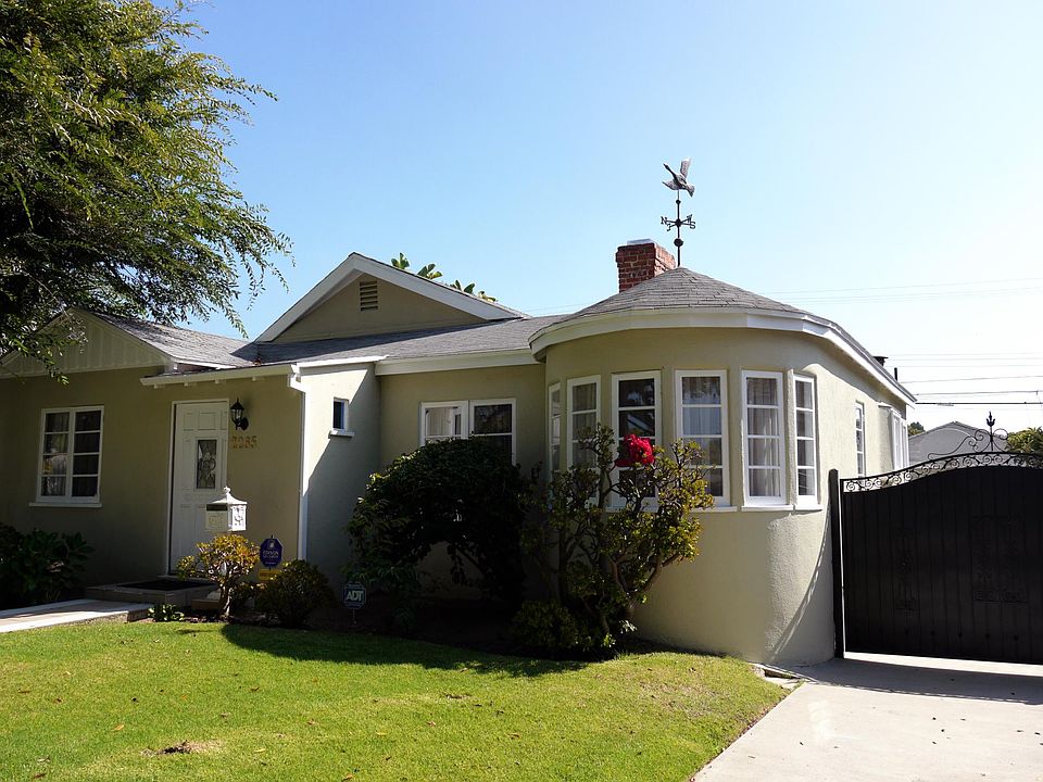1st image of 2265 Cloverfield Blvd