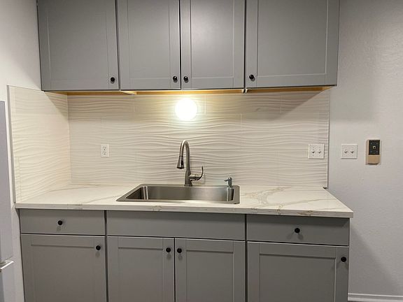 5th image of 77 Porta Vista Dr #9