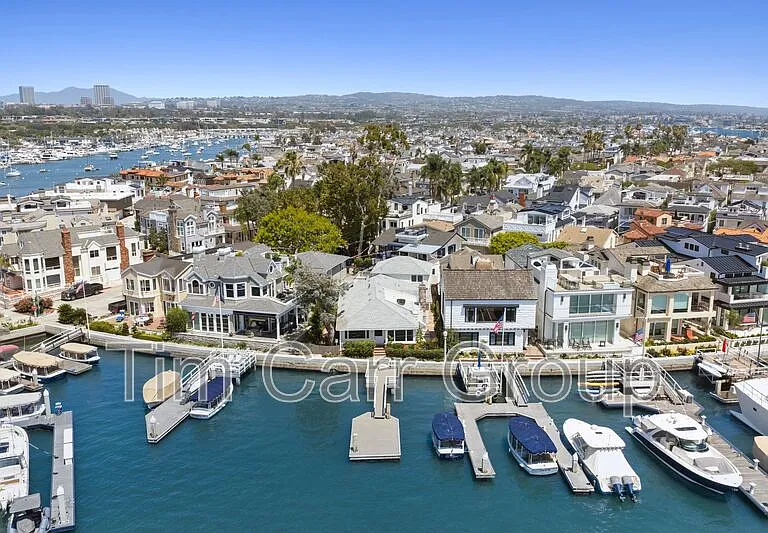 112 S Bayfront — Photo 33