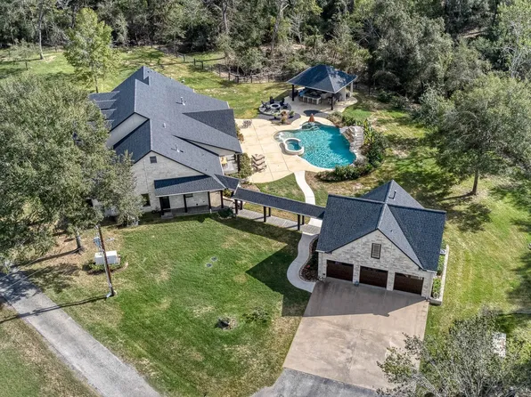 22474A Kmiec Rd, Hempstead, TX 77445