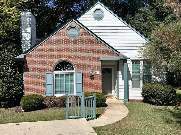 107 Ellsworth Pl, Cary, NC 27511