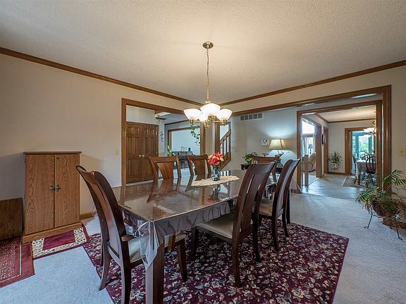 5211 Wyndemere Court, Ft. Wayne, IN