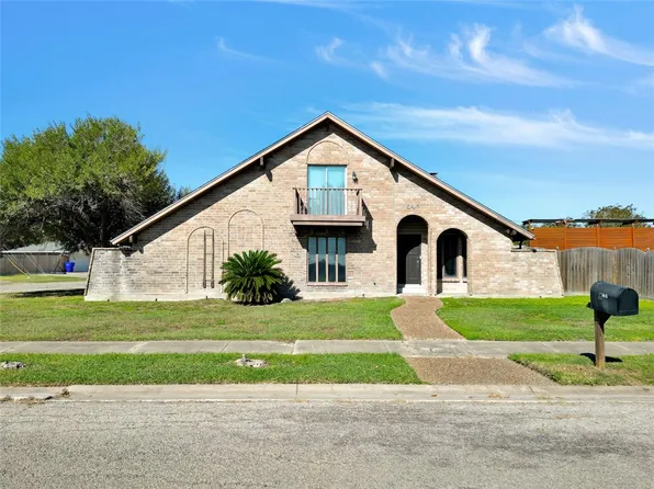 845 Egyptian Dr, Corpus Christi, TX 78412
