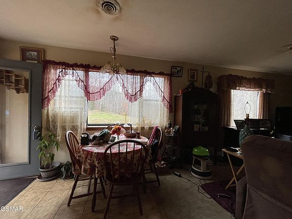 5th image of 2117 Price Cove Rd