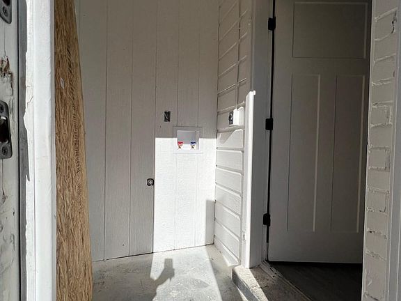 3rd image of 157 N Merton St