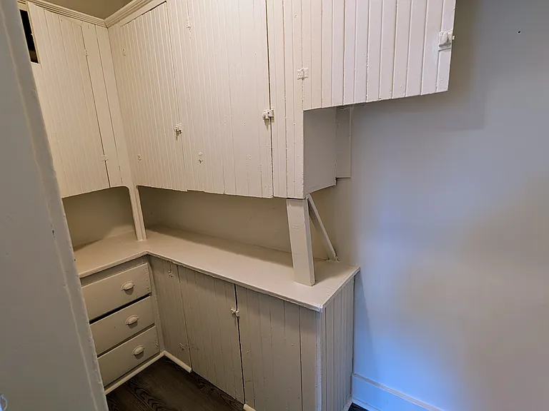 24 Coomes St #2R — Photo 6