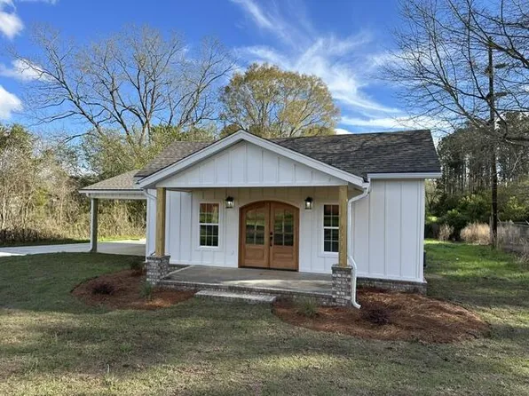 291 W 6th St, Luverne, AL 36049