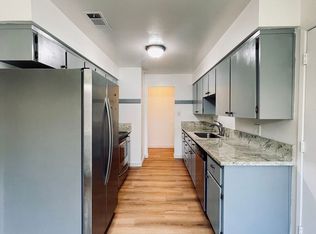 3907 N Claremont Ave, Fresno, CA 93727