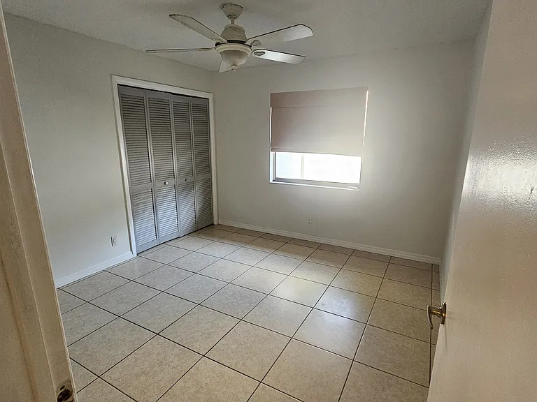 57 SW 15th Ct — Photo 8