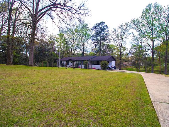 2nd image of 2811 16th Ave