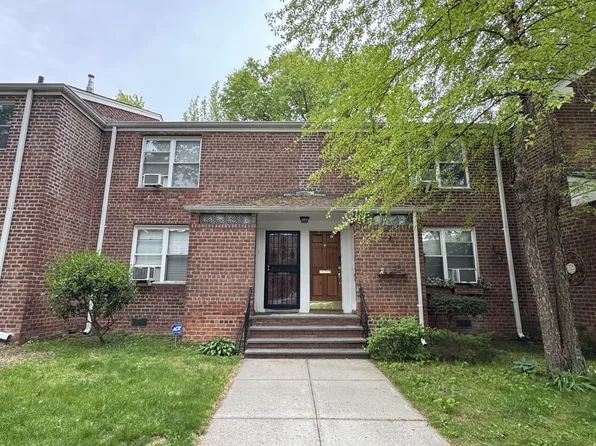 193-14 39th Ave, Flushing, NY 11358
