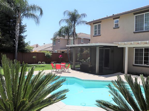 2nd image of 541 Messara Ct