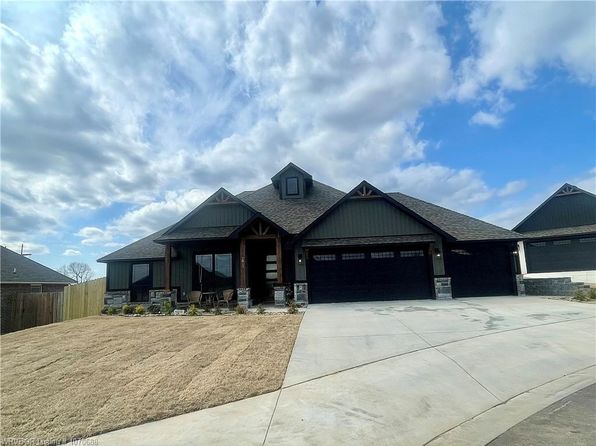 2817 Marissa Ct, Van Buren, AR 72956