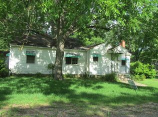 705 S Dessnouettes, Demopolis, AL 36732