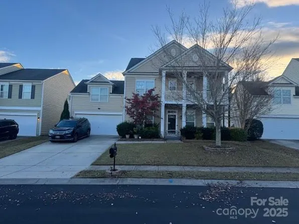 11703 Red Knoll Ln, Pineville, NC 28134