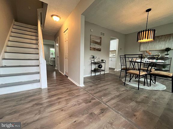 2nd image of 2504 Olden Ave