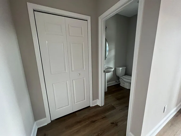4864 Stoneyhurst Ln — Photo 15