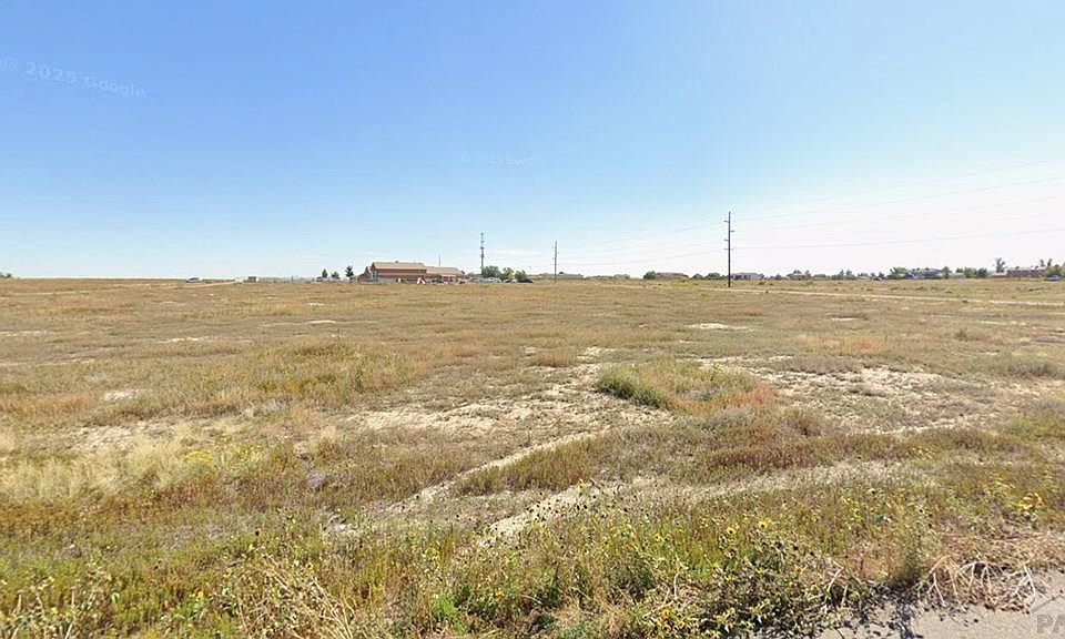 2nd image of 165 W Palmer Lake Dr