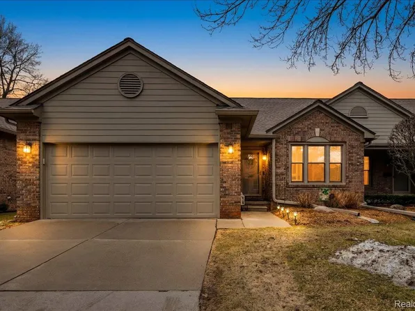 4462 Glenoaks Ct, Warren, MI 48092