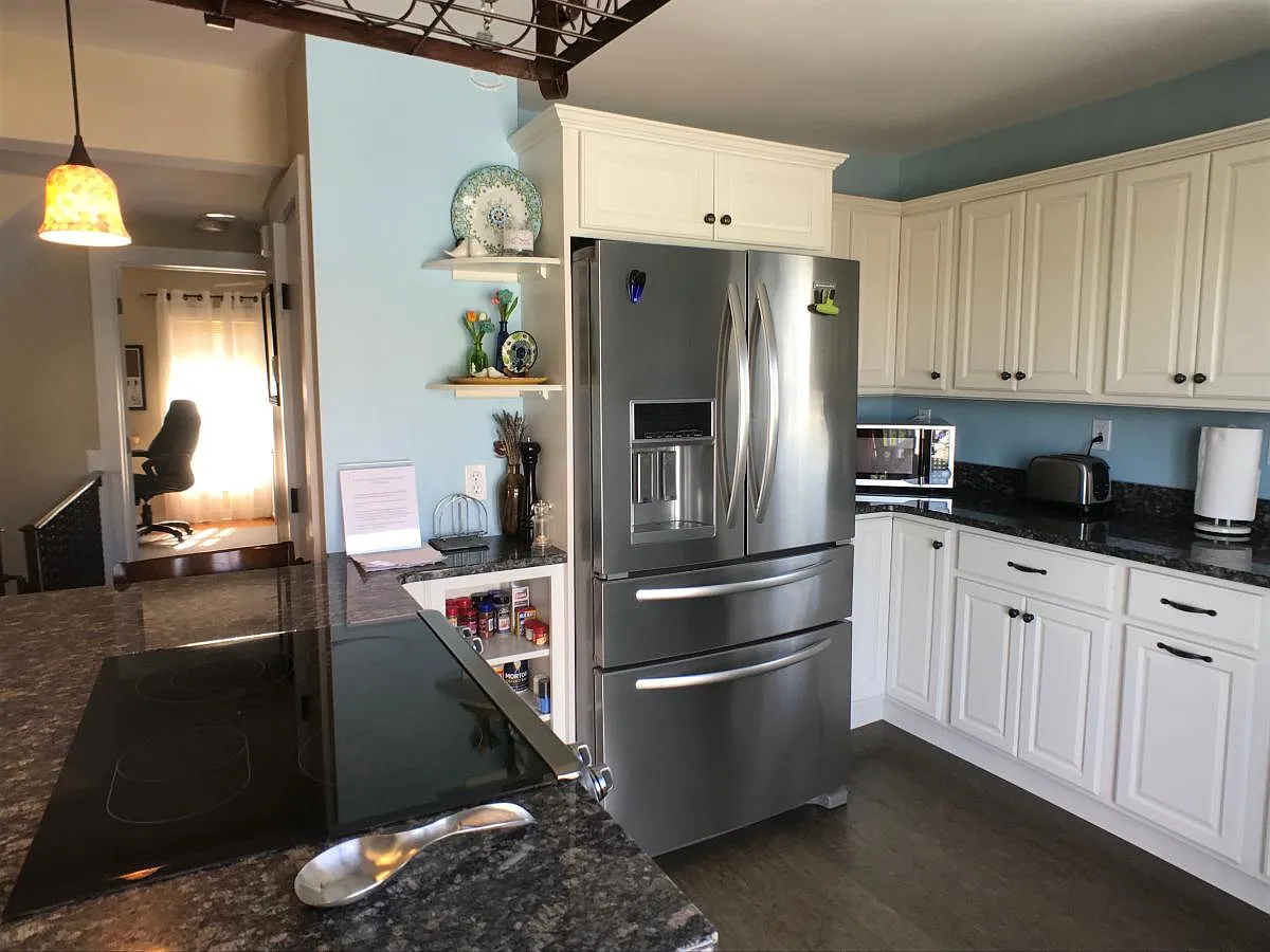 25 Briarwood Avenue — Photo 3