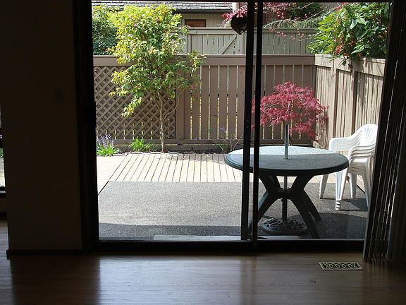 3rd image of 1631 159th Pl NE