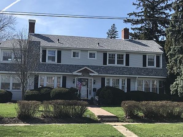 503 S Tremont St Kewanee Il 61443 Mls 20210063 Zillow