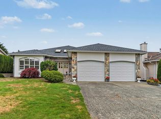 16155 16a Ave, Surrey, BC V4A 9J9