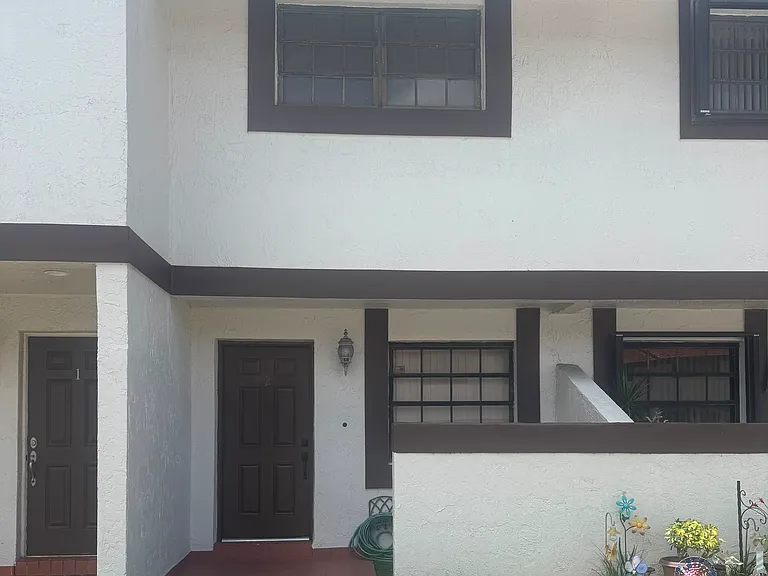13315 SW 58th Ter #2 — Photo 2