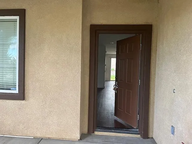 5 bed, 3250 sqft, $4,250 — Photo 3