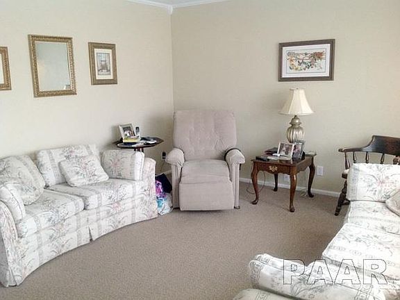 2nd image of 4615 W Crystal Ave
