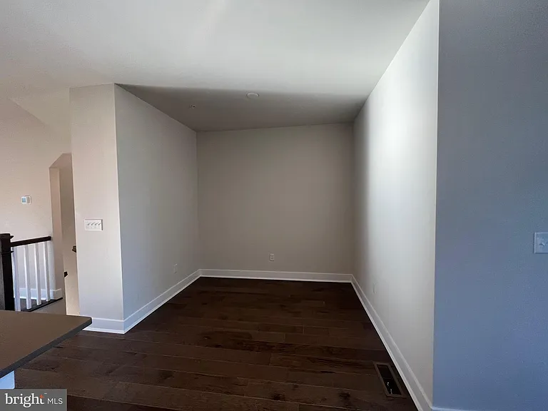 805 Pecan Rd — Photo 36
