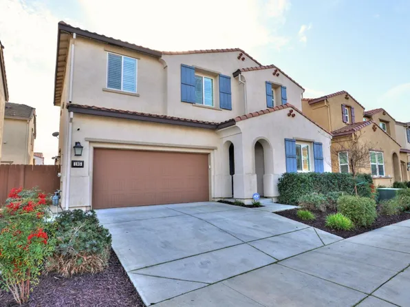 105 Julia Island Cir, Sacramento, CA 95834